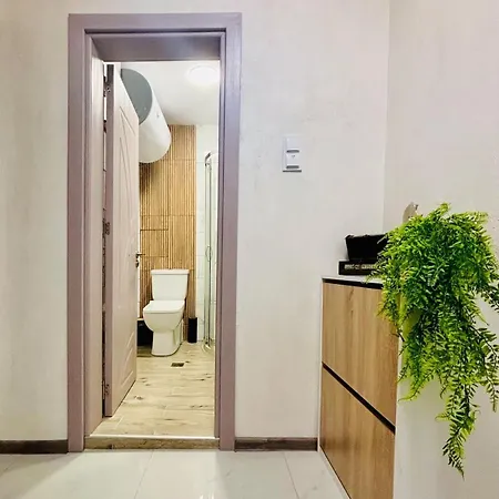 Апартамент Sea Breeze *