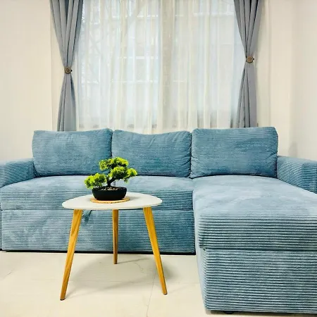 Sea Breeze Апартамент