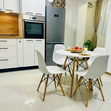 Sea Breeze Апартамент Бургас